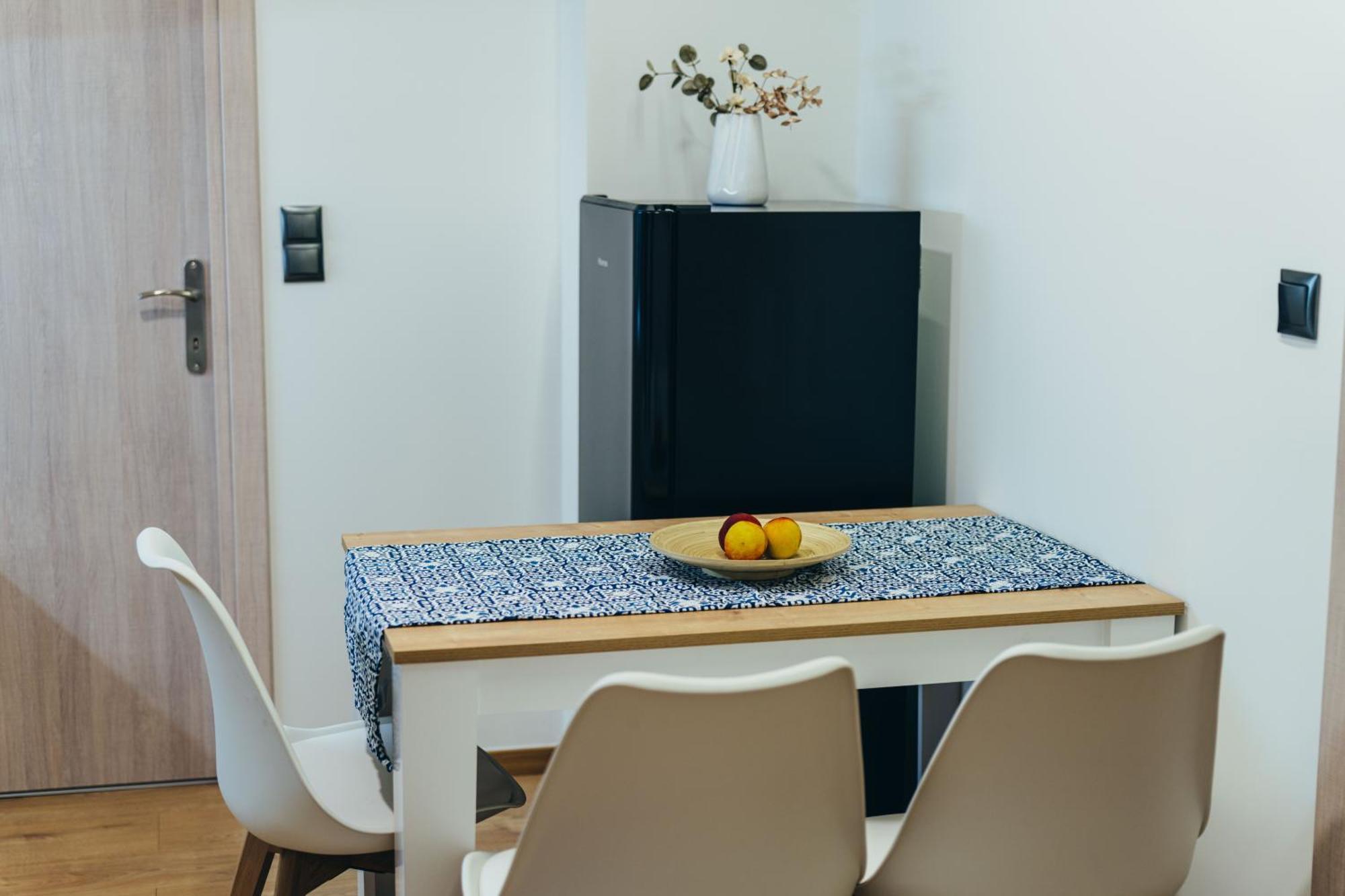 Old Town Apartment *